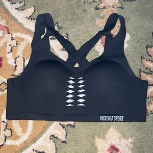 Victoria’s Secret sports bra 34B